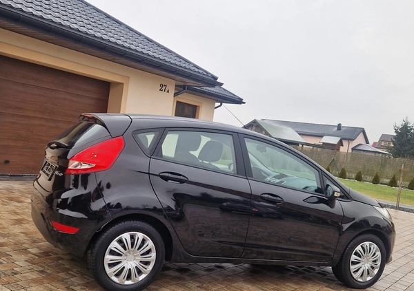 Ford Fiesta cena 19998 przebieg: 167000, rok produkcji 2010 z Łask małe 79